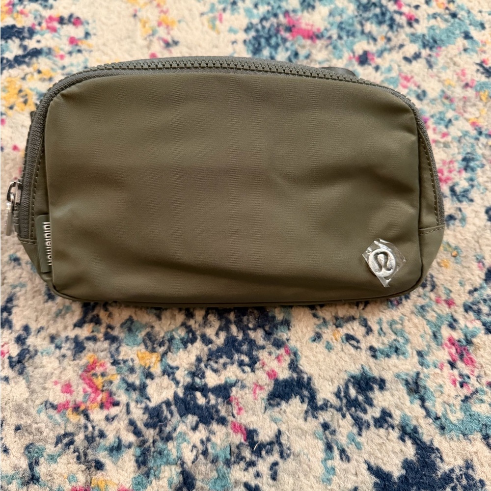 lululemon belt bag